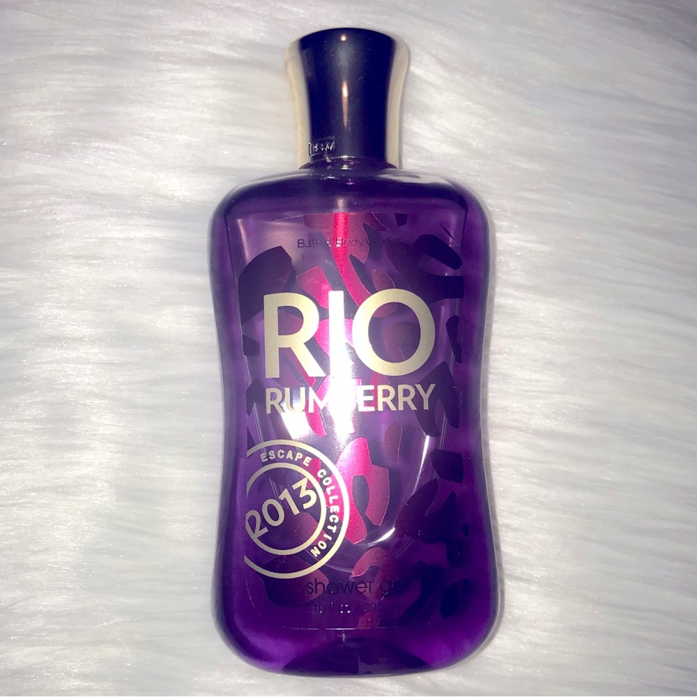 NEW Bath And Body Works Rio Rumberry Shower Gel 10 Oz (Rare!!!)